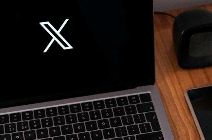 EU aloittaa Grokin ja X:n suositusjärjestelmien tutkimuksen. 1