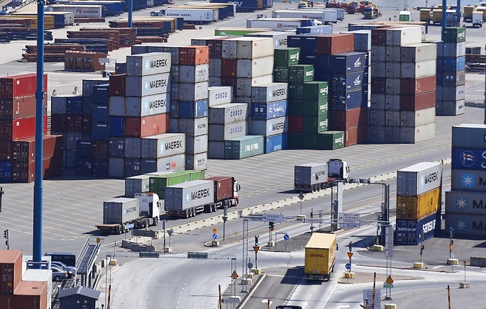 Helsingin sataman lastinkäsittely vähenee 4,7 % vuonna 2025. 1