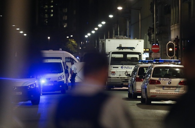 Kuusi loukkaantui puukotuksessa Antwerpenissa, Belgiassa 1