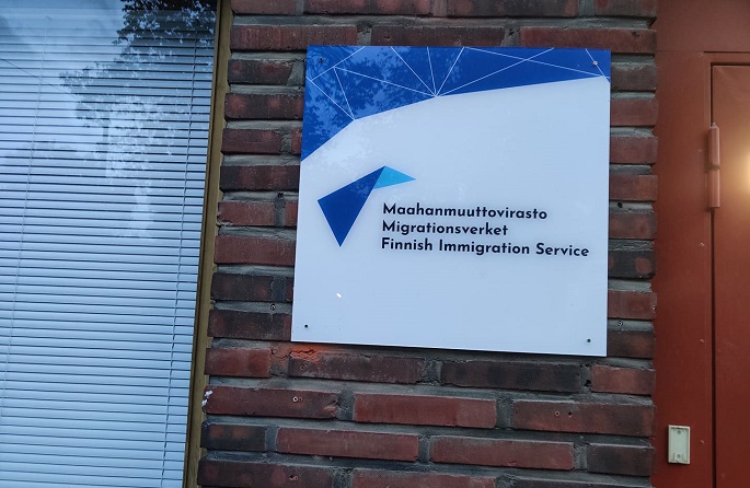 Lait tiukentuvat, heikko talous vähentää maahanmuuttoa Suomeen 1