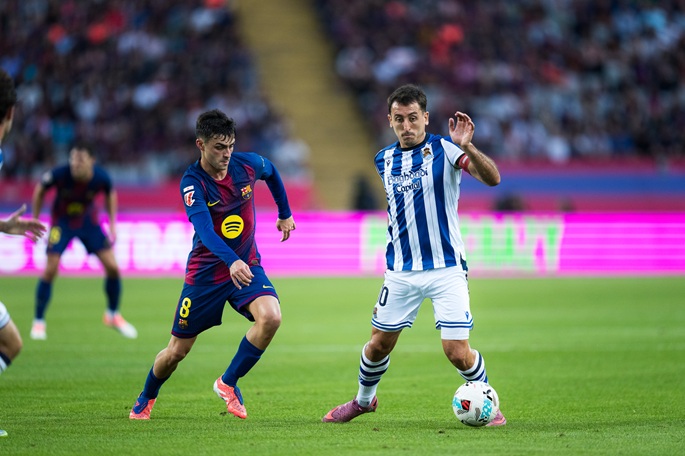 Real Sociedad voitti Barcelonan La Ligan mestaruustaistelun tiivistyessä. 1