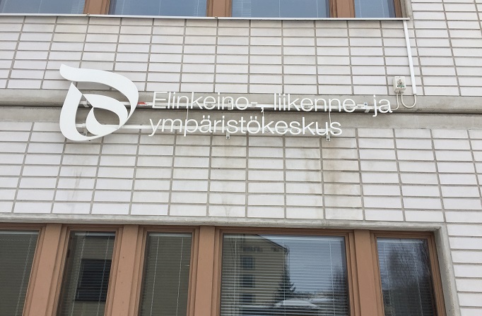 Yritysten avaaminen ja sulkeminen lisääntyy Suomessa vuoden 2025 kolmannella neljänneksellä. 1