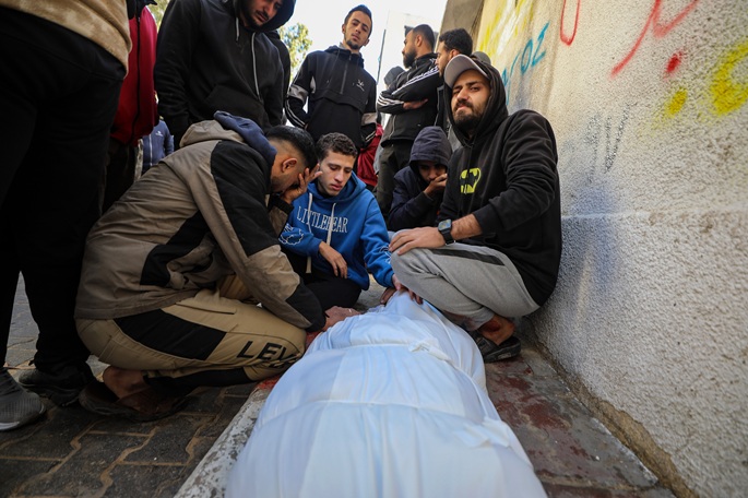 21 palestiinalaista menehtyi Israelin hyökkäyksissä Gazassa. 1