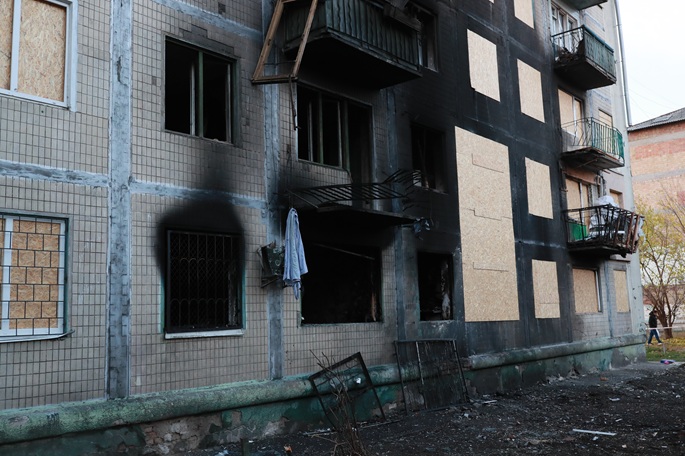 Euroopan parlamentti hyväksyi 90 miljardin euron lainan Ukrainan tueksi. 1