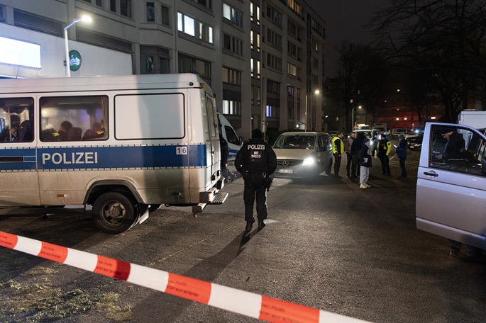 Junankuljettaja kuolee hyökkäyksen seurauksena Lounais-Saksassa 1