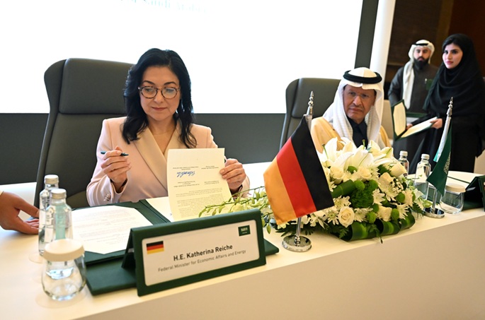 Saudi-ammoniakkia viedään Saksaan vihreän vedyn sopimuksen myötä. 1