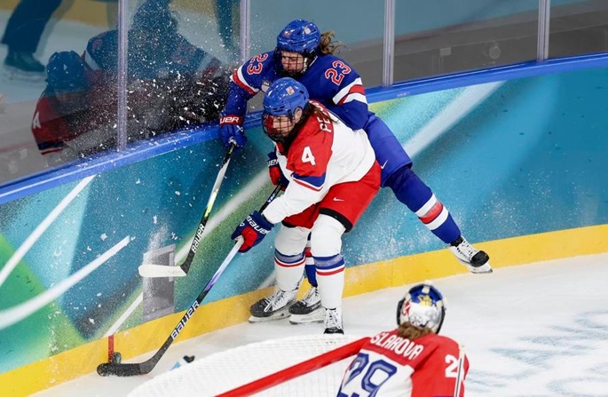 Suomi-Kanada naisten jääkiekko-ottelu siirretty viruksen vuoksi. 1