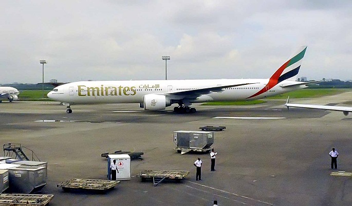 Emiraatit keskeyttävät kaikki lennot Dubain suuntaan ja sieltä pois 7. maaliskuuta asti. 1