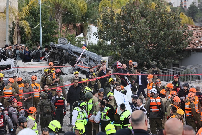 Iran ilmoittaa 1 045 kuolonuhrista Israelin ja Yhdysvaltojen hyökkäyksissä. 4 Iran ilmoittaa 1 045 kuolonuhrista Israelin ja Yhdysvaltojen hyökkäyksissä. 3