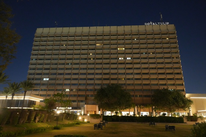 Lennokki osui Bagdadin hotelliin, jossa sijaitsevat Suomen ja Yhdysvaltojen suurlähetystöt. 1