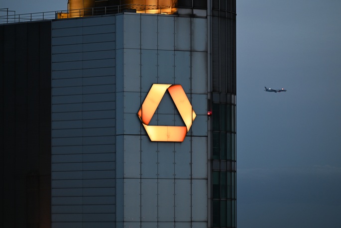 Saksa järkyttynyt UniCreditin 'vihamielisestä' yritysostotarjouksesta 1