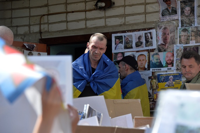 Venäjä ja Ukraina vaihtavat 400 vankia Yhdistyneiden Arabiemiirikuntien ja Yhdysvaltojen välityksellä. 1