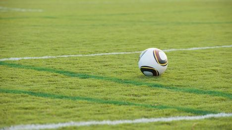 42-vuotias mies kuvasi naisia salaa pukuhuoneessa, UEFA määräsi rangaistuksen. 1