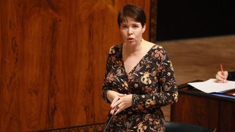 Anna Kontula teki valituksen sisäministeriön työntekijästä. 1