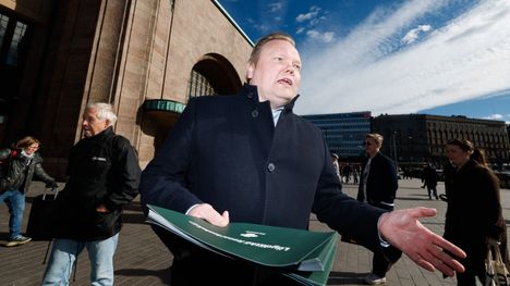 Antti Kurvinen esitti voimakkaan kritiikin SDP:lle – vaatii vastausta yhteen kysymykseen 2 Antti Kurvinen esitti voimakkaan kritiikin SDP:lle – vaatii vastausta yhteen kysymykseen 1