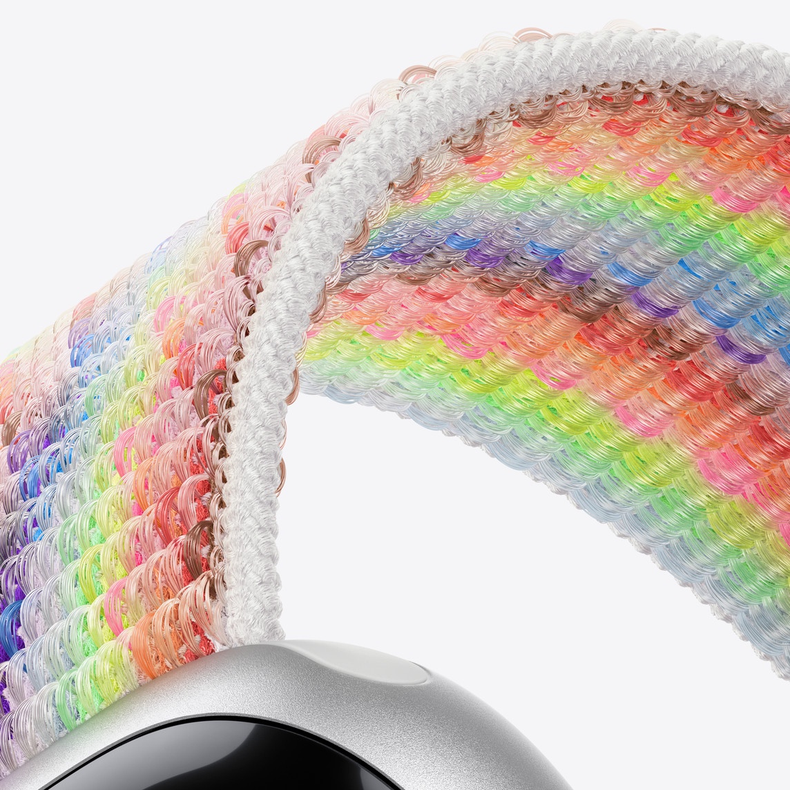 Apple esitteli ja lanseerasi uuden Pride Edition Sport Loop -rannekkeen – uudet Pride-kellotaulut ja -taustakuvat saapuvat pian. 3