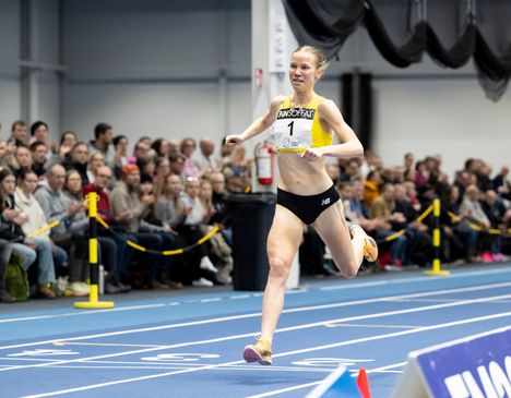 Asiantuntija on vakuuttunut Ilona Monosen mitalimahdollisuuksista EM-kilpailuissa. 3
