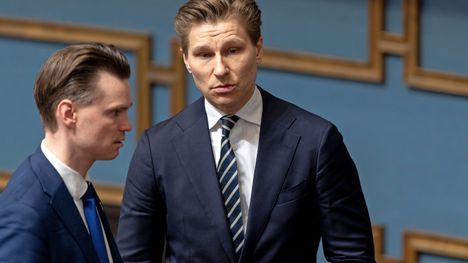 Droonihälytyksen jälkeiset toimet eduskunnassa – Häkkänen ja Rantanen puolustusvaliokunnan kuultavina 1