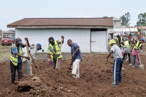Ebolaepidemia laajenee Keski-Afrikassa – alueella useita suomalaisia. 1