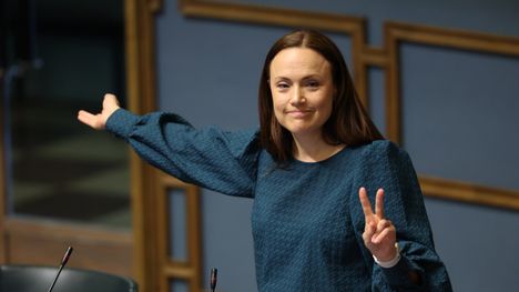 Eduskuntapuolueet valitsivat "nuorisohittinsä", mukana Petteri Orpon voimakkaasti soiva kappale. 3