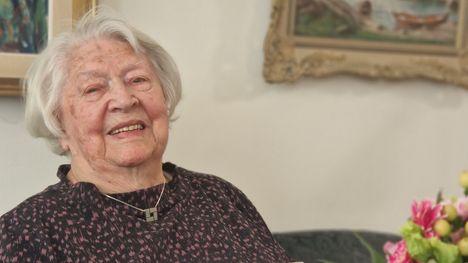 Eila Hukkanen on Suomen vanhin henkilö ja vuoden 2026 Lotta. 1