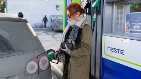 Etujärjestön arvio polttoainehintojen osalta – hylkää perussuomalaisten ehdottaman ratkaisun 2 Etujärjestön arvio polttoainehintojen osalta – hylkää perussuomalaisten ehdottaman ratkaisun 1