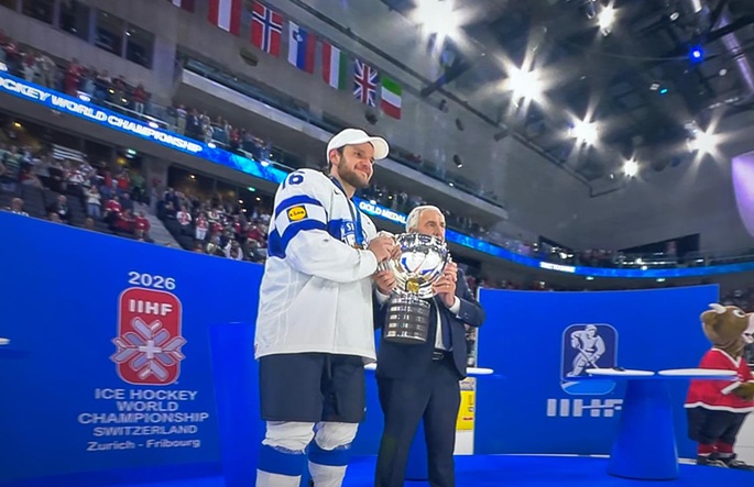Helenius loistaa, kun Leijonat voittavat jääkiekon MM-kultaa 2 Helenius loistaa, kun Leijonat voittavat jääkiekon MM-kultaa 1