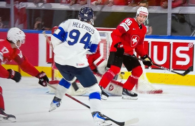 Helenius loistaa, kun Leijonat voittavat jääkiekon MM-kultaa 4 Helenius loistaa, kun Leijonat voittavat jääkiekon MM-kultaa 3