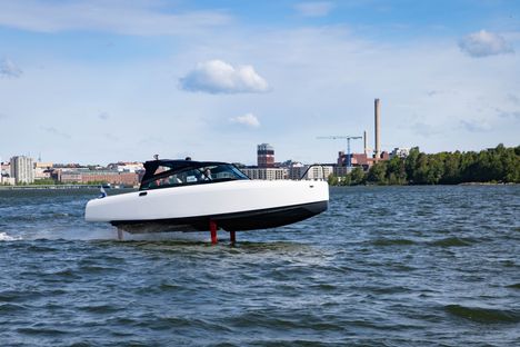Helsingin joukkoliikenteessä voi pian olla käytössä "lentävä sähkölautta" – näin se toimii. 4 Helsingin joukkoliikenteessä voi pian olla käytössä "lentävä sähkölautta" – näin se toimii. 3