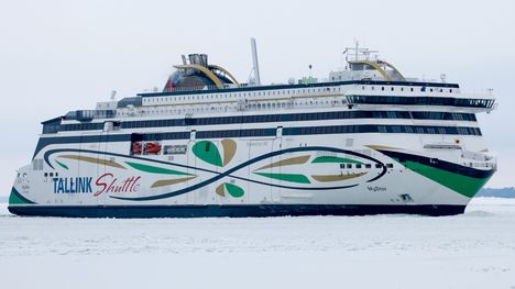 Henkilöauto syttyi palamaan Tallink MyStar -aluksessa Tallinnan satamassa. 1