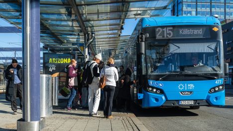 HSL:n liikenne on jälleen pääosin normaalissa tilassa. 1