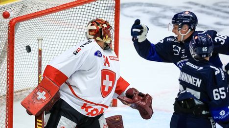 IS seuraa Leijonien ja Sveitsin EHT-kamppailua 2 IS seuraa Leijonien ja Sveitsin EHT-kamppailua 1