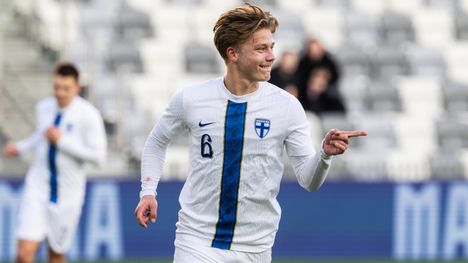 Jalkapallo: Matias Siltanen, 19, nimettiin Allsvenskanin parhaaksi nuoreksi pelaajaksi. 1