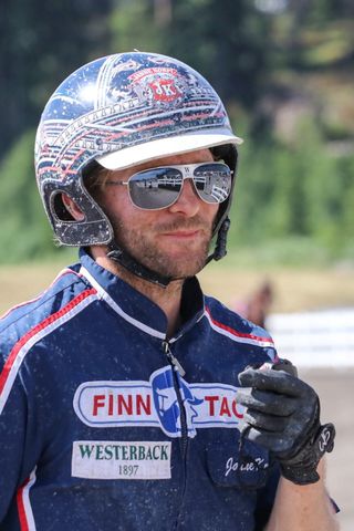 Janne Korven Kinglet Bird voitti merkittävän kilpailun ja teki suomalaista ravihistoriaa. 8 Janne Korven Kinglet Bird voitti merkittävän kilpailun ja teki suomalaista ravihistoriaa. 7