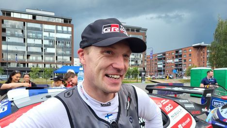 Jari-Matti Latvala kertoo: Rallitähti kilpailee ensi kaudella Yhdysvaltojen suurimmassa rallisarjassa ja historic-luokassa sekä toimii Toyotan tiimin johtajana MM-sarjassa. 1