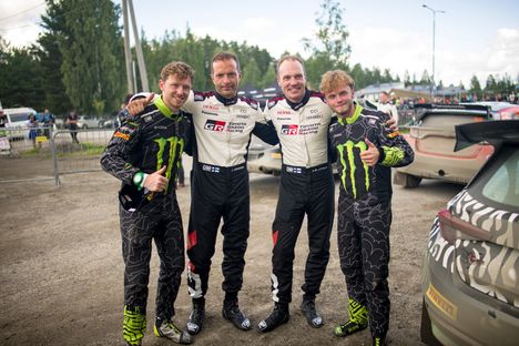 Jari-Matti Latvala toivoo Oliver Solbergilta menestystä, mutta ei mestaruuksia. 3