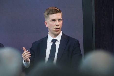Joakim Vigelius reagoi Timo Soinin poikkeuksellisiin kommentteihin. 3