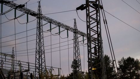 Järjestöltä voimakas väite: Hallitus nostaa sähkön hintavaihteluita 1