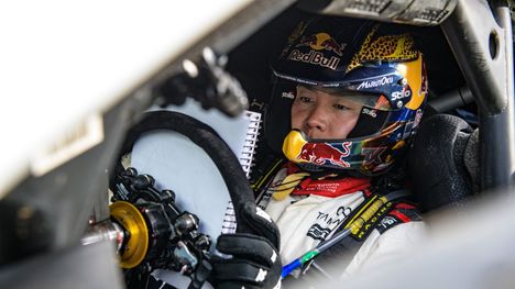 Kalle Rovanperä liikuttui ystävänsä maailmanmestaruusrallicupin voitosta. 3