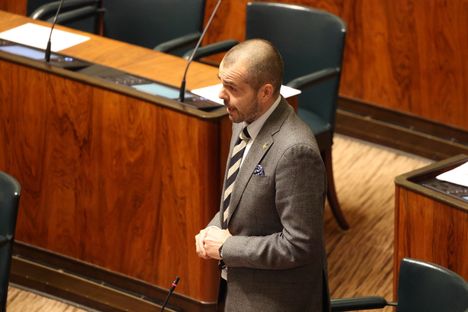 Kansanedustaja hankki yli 200 000 osaketta kainuulaisesta kaivosyhtiöstä. 6 Kansanedustaja hankki yli 200 000 osaketta kainuulaisesta kaivosyhtiöstä. 5