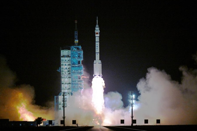 Kiinan Shenzhou-23-avaruusalus liitettiin Tiangong-avaruusasemaan. 2 Kiinan Shenzhou-23-avaruusalus liitettiin Tiangong-avaruusasemaan. 1