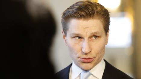 Kokoomuksen sääntöihin tarvitaan muutos Häkkäsen toiminnan seurauksena. 2 Kokoomuksen sääntöihin tarvitaan muutos Häkkäsen toiminnan seurauksena. 1