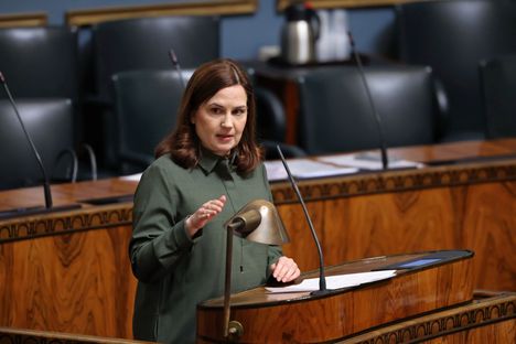 Kokoomusministeri siirtyy äitiyslomalle – sijaiseksi nousee yksi ehdokas 7