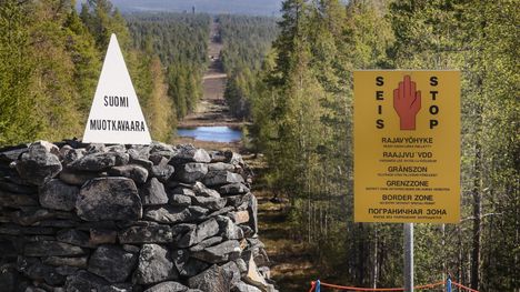 Lapin rajavartiosto tutkii mahdollisia laittomia rajanylityksiä Suomesta Venäjälle. 1