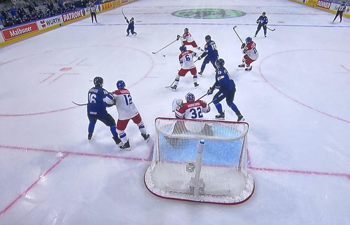 Leijonat etenevät välieriin voittamalla Tsekit 4-1. 2 Leijonat etenevät välieriin voittamalla Tsekit 4-1. 1