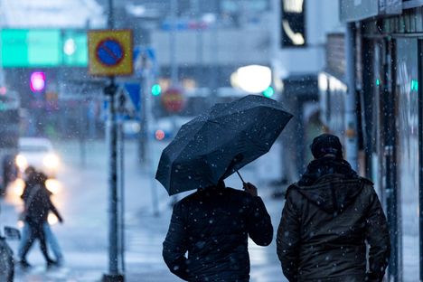 Lämpötila nousee jälleen! Jopa 20 astetta ylitetty 2 Lämpötila nousee jälleen! Jopa 20 astetta ylitetty 1