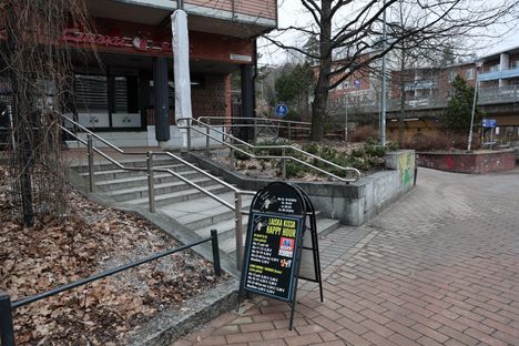 Malminkartanon vanhussurman hämmästyttävät tiedot paljastuvat: 26-vuotias epäilty murhaaja tallensi teon videolle. 9