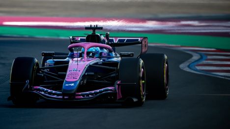 Mercedes aikoo hankkia 24 prosenttia Alpinen F1-joukkueesta. 1