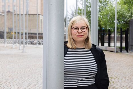 Metsäteollisuus hylkää ehdotuksen asfaltoitujen teiden vähentämisestä vihreiden taholta. 3