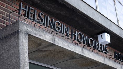 Mies syyllistyi naisen seksuaaliseen väkivaltaan kesäkahvilan takana. 1